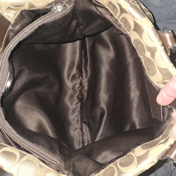 Coach Olive and Black Shoulder Bag - Picture 12 of 13